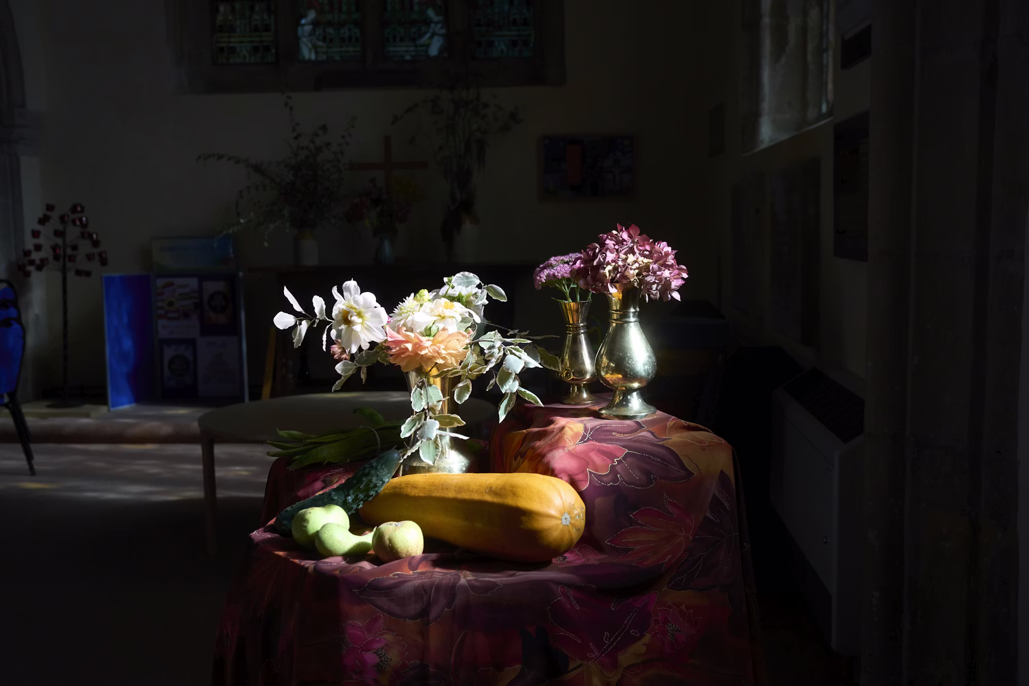 Crafting Meaningful Connections: The Art of Thoughtful Gifting in Dating